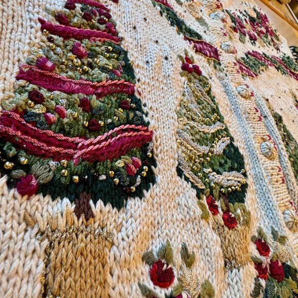 VTG Tiara International Xmas Cardigan Sweater Cream Print Embroidered Xmas Trees - Picture 3 of 9